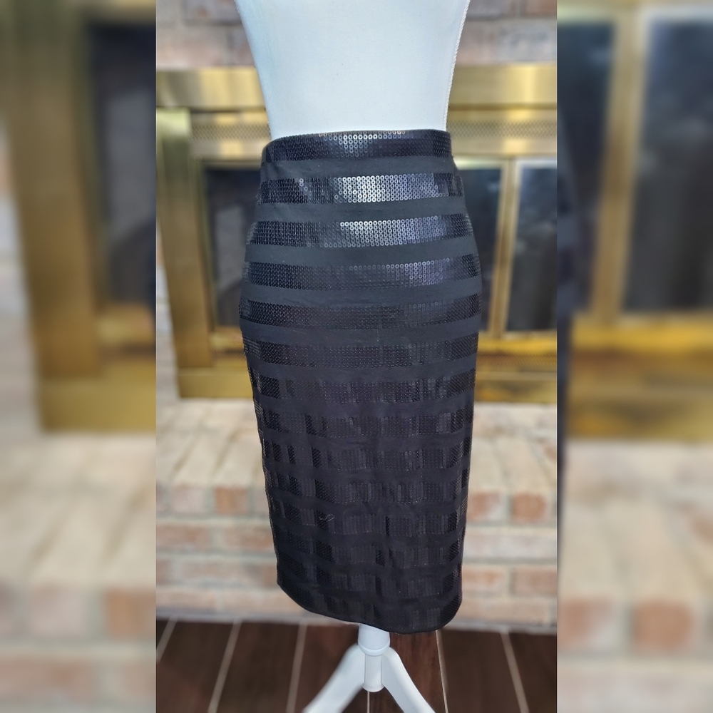 THE LIMITED Pencil Skirt Size 6 Black Stretch Striped Sequin NWT